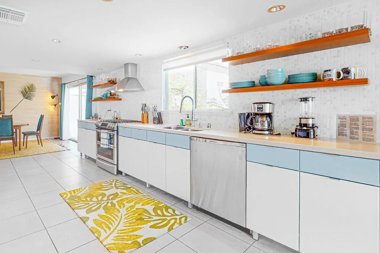 The Lucky Palm Permit# 1087 Villa Palm Springs Holiday home